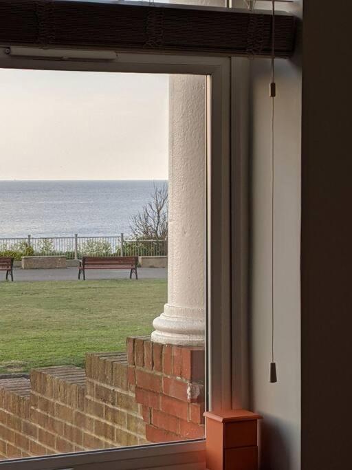 Waves@Walpole - 2 Bed Flat With Amazing Sea Views Apartment Margate Luaran gambar